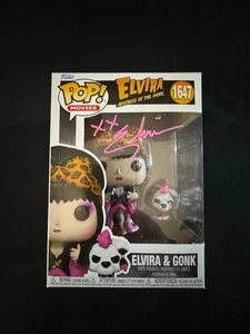 Funko Pop firmado por Cassandra Peterson/Elvira Elvira & Gonk con certificado de autenticidad Beckett - Imagen 1 de 6