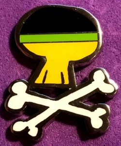 DISNEY WDW 2014 SUGAR SKULL MINI PIN SET PLUTO SKULL AND CROSS BONES PIN - Picture 1 of 1