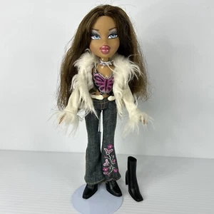 2003 Bratz Formal Funk Nevra Doll w/ Original Outfit + Necklace Runway Disco MGA - Picture 1 of 8