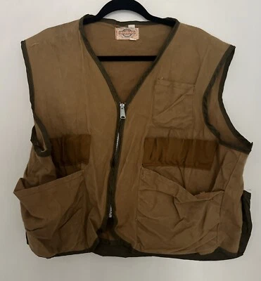 Vintage SafTBak Hunting Vest Duck Hunting Zip Up Outdoor Size L Fowl Pouch - Image 1 of 4