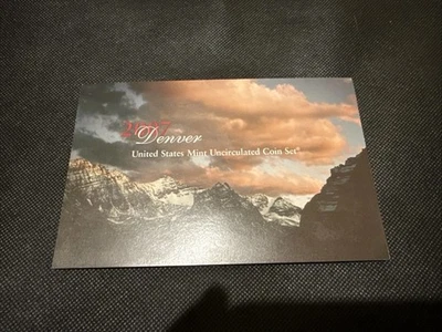 2007 U.S. Mint Set. Complete Denver coin set - Image 1 of 3