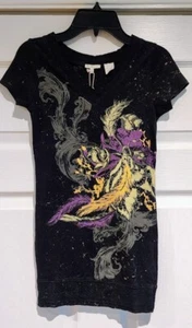 NWT Miss Me Girl's Black V-Neck Embellished Top w/Foil Feather Design-Size M - Picture 1 of 9