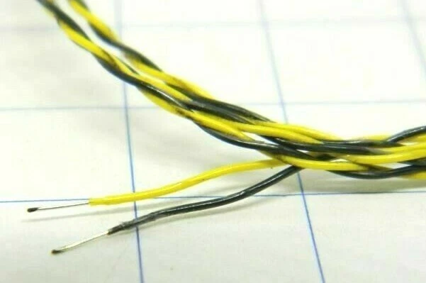 10 METRI Filo unipolare 2xAWG30 GORE solid core argentato isolamento PET - Immagine 1 di 1