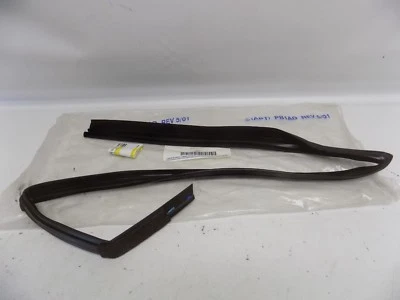 Novo OEM 2011-2018 Ford Fiesta porta traseira esquerda janela canal de vidro funcionando genuíno - Imagem 1 de 3