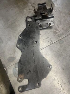 mercruiser v6 4.3 bracket - Picture 1 of 6