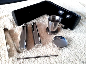 MINI FOLDAWAY COCKTAIL BAR - PICNIC - TRAVEL - BUSINESS c/w COLLAPSIBLE TUMBLER - Picture 1 of 3