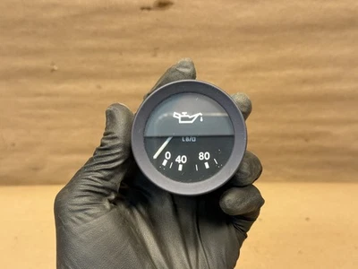 Jaguar XJ6 Series 3 1979-87 Veglia Oil Pressure Gauge 0946 333 9900 DAC2218 OEM - Image 1 of 4