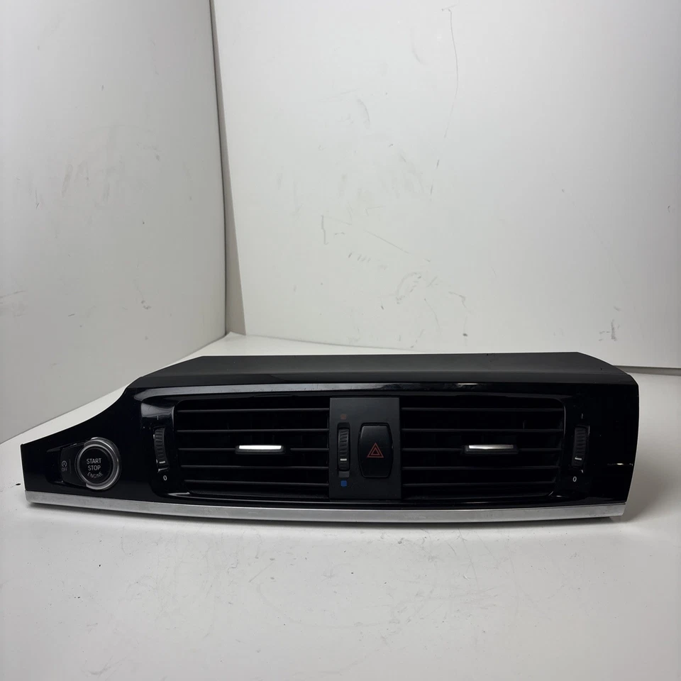 2015 BMW X3 DASH CENTER AIR VENT PANEL WITH START STOP SWITCH 93034070 OEM - Imagem 1 de 4