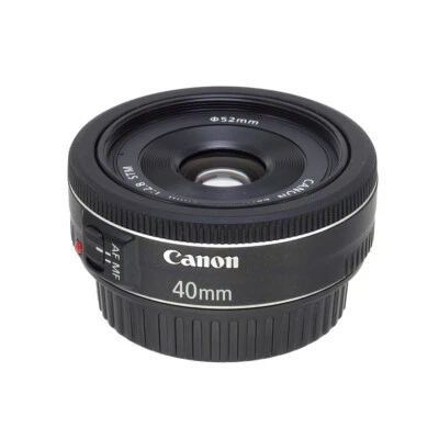 CANON EF 40mm F2.8 STM Lens & Hood  NEW 0858 - Image 1 of 3