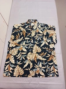 Men's Hawaiian Short Sleeve button down Shirt  Pierre Cardin Size Extra Large - Picture 1 of 10