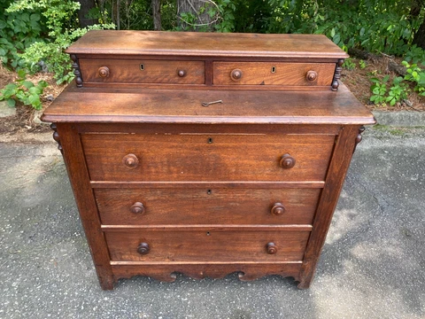 Antique Victorian Chest Of Drawers w/ Handkerchief Drawers On Top  Caster Wheels Cover