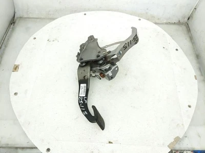 Pedal de freno Toyota Rav4 Xle 2013-2018 con montaje de soporte 47110-0R070 Foto 1 de 4