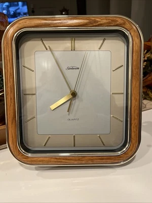 Reloj de Pared SUNBEAM 882-1310 Batería Cuarzo Moda 10x10.5 Foto 1 de 4