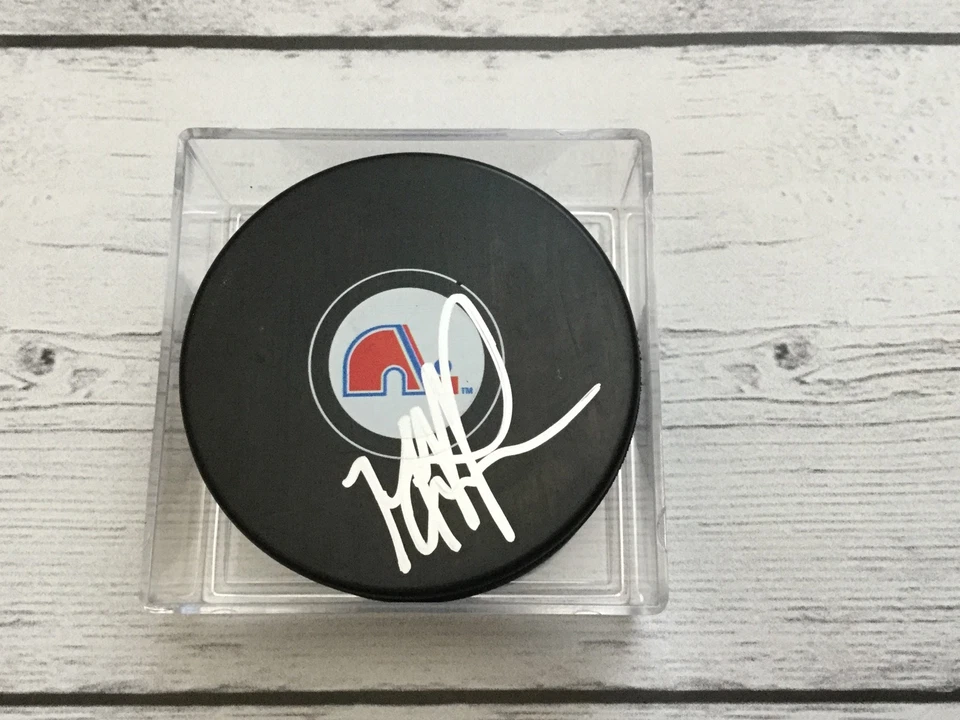 Disco de hockey firmado por Mike Ricci autografiado Quebec Nordiques a Foto 1 de 1