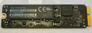 Apple MacBook 655-1803D Samsung MZ-JPU256T/0A6 256GB SSD 6GB/S 12+6 Pin - Bild 1 von 1