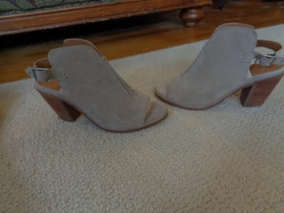 Frye Courtney Sling Back Suede Peep Toe Shootie Pump in Taupe Size 9.5 NWOB - Image 1 of 4