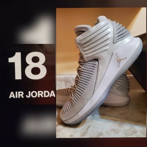 Las mejores ofertas en Jordan 32 Pure Platinum 2018 | eBay