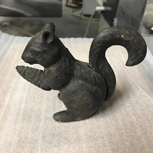 Vintage Cast-Iron Squirrel Nutcracker Good Condition Working Mid Century 4" Tall - Picture 1 of 11