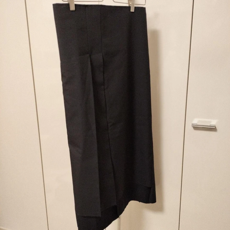 FALDA CRUZADA USADA COMME DES GARCONS BUENA Foto 1 de 4