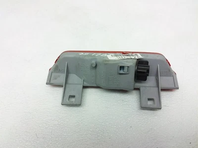 Tercera luz de freno trasera montada alta Toyota Rav4 2004-2005 81570-42015- Foto 1 de 4