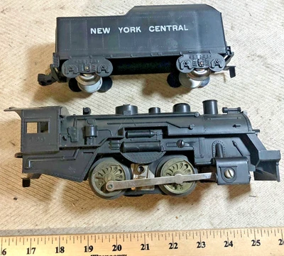 Marx O Gauge Black 490 Plastic Steam Engine + New York Central tender - Runs (C) - Image 1 of 4