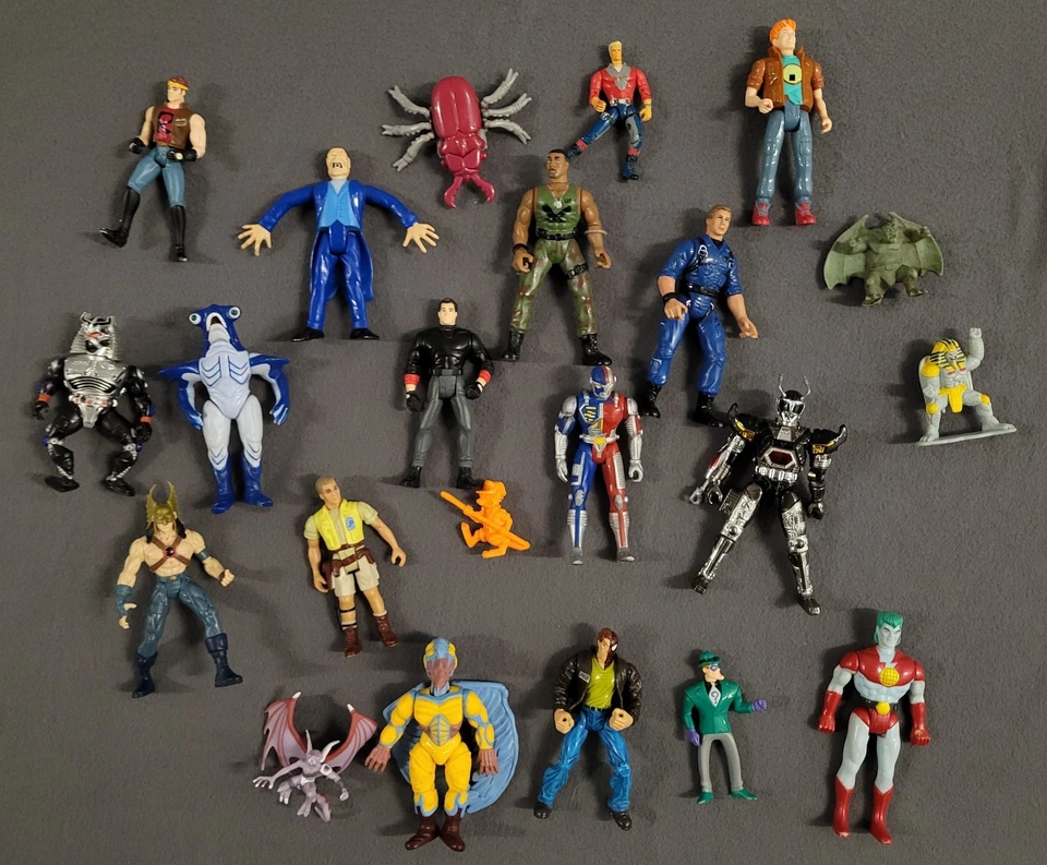 Lote misto de bonecos colecionáveis anos 90 brinquedos vintage TMNT Power Rangers Captain Planet - Imagem 1 de 4