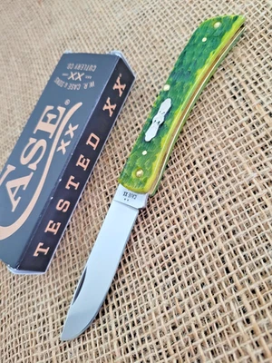 Faca dobrável Case XX Sod Buster Jr lâmina de aço inoxidável cabo ósseo irregular - Imagem 1 de 4