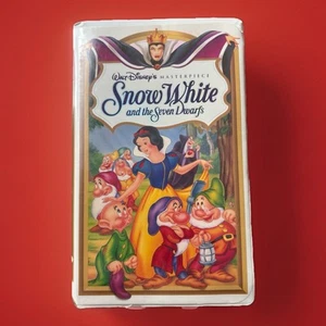 Walt Disney Snow White VHS Rare Black Diamond 1524 - Picture 1 of 8