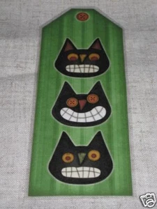 PRIMITIVE BLACK CAT HALLOWEEN LAMINATED BOOKMARK - Picture 1 of 1