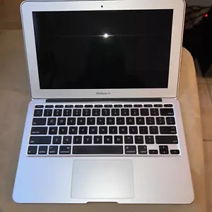 Apple MacBook Air A1370 11.6" Laptop MC506LL/A 1370 : Tiny Dent But Looks Good - Picture 1 of 12