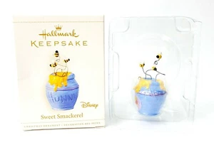 Hallmark Andenken - Disney, Winnie Puuh - "Sweet Smackerel" Ornament (2006) - Bild 1 von 5