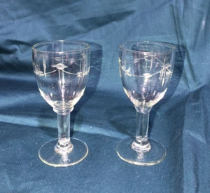 2 Stück - Makelloses geschliffenes Glas Vintage Cordial - Bild 1 von 6