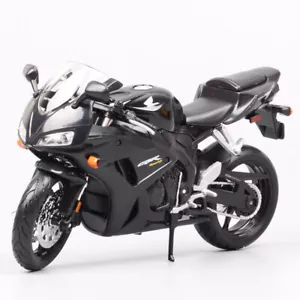 1:12 Maisto Honda CBR1000RR Fireblade diecast vehicle motorcycle Scale model toy - Picture 1 of 12