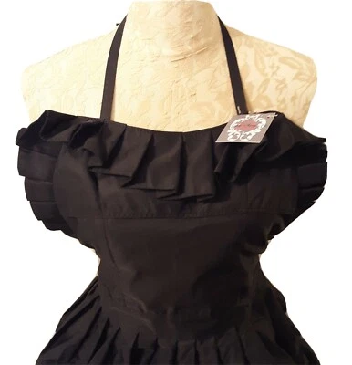 Simply Savvy Co Chemical Resistant Hairdresser Barber Camo Apron for Women binM - Image 1 of 4