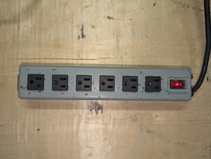 Tripp Lite 6 Outlet Waber Industrial Power Strip, 6ft Cord (6SP) Fair Condition - Afbeelding 1 van 7