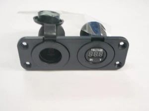 12 VOLT POWER ADAPTER OUTLET AND DIGITAL VOLTMETER 23 142636 MARINE BOAT RV - Imagen 1 de 3