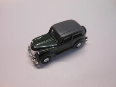 Opel Olympia 1938 Cabriolim. geschl. Luxus von Praline (Revell) grün in 1:87 - Bild 1 von 3