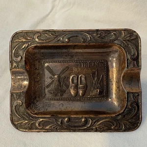 Vintage Holland Souvenir Copper Ashtray 3 1/8” x 2 1/2” Made In Japan - Picture 1 of 5