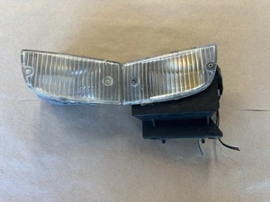 1991 1992 Pontiac Firebird Trans Am Formula Front Marker Turn Signal RH LH GM - Picture 1 of 11