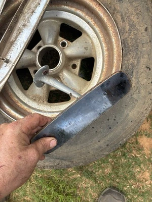 1955-1959 Chevy GMC caminhão cromado visão traseira interna e suporte - Imagem 1 de 4