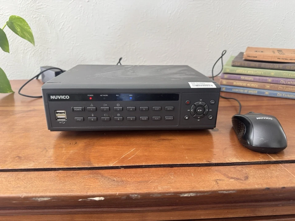 ¡Paquete NUVICO ED-C1600 con mouse y cable! ¡Excelente estado! Foto 1 de 4