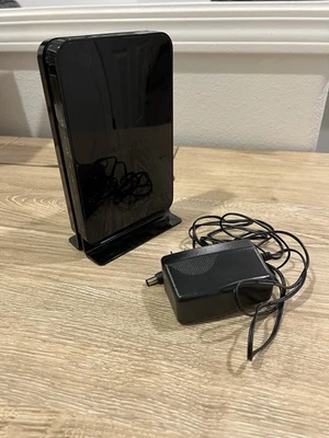 NETGEAR DOCSIS 3.0 Cable Modem CM500 – Xfinity, Cox, Spectrum, 16x4, Gigabit - Image 1 of 4