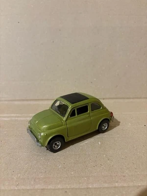 Polistil S.599 Fiat 500 L  Scala 1/25  - Immagine 1 di 2