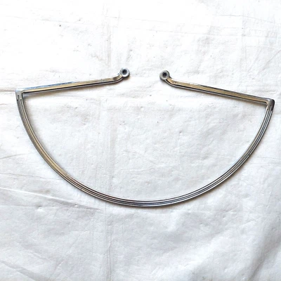 Anillo de bocina del volante Nash Airflyte 600 Ambassador 1949 Foto 1 de 4