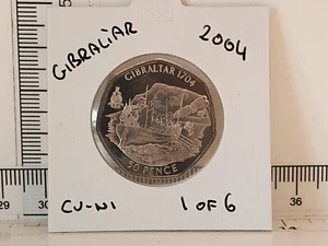 (Lot 998) ~ 2004 ~ Gibraltar 50p ~ Royal Marines ~ " Gibraltar 1704 " - Bild 1 von 2