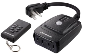 Timer impermeabile due prese 120V 15A con sensore luce e telecomando RF da 100 piedi - Foto 1 di 4