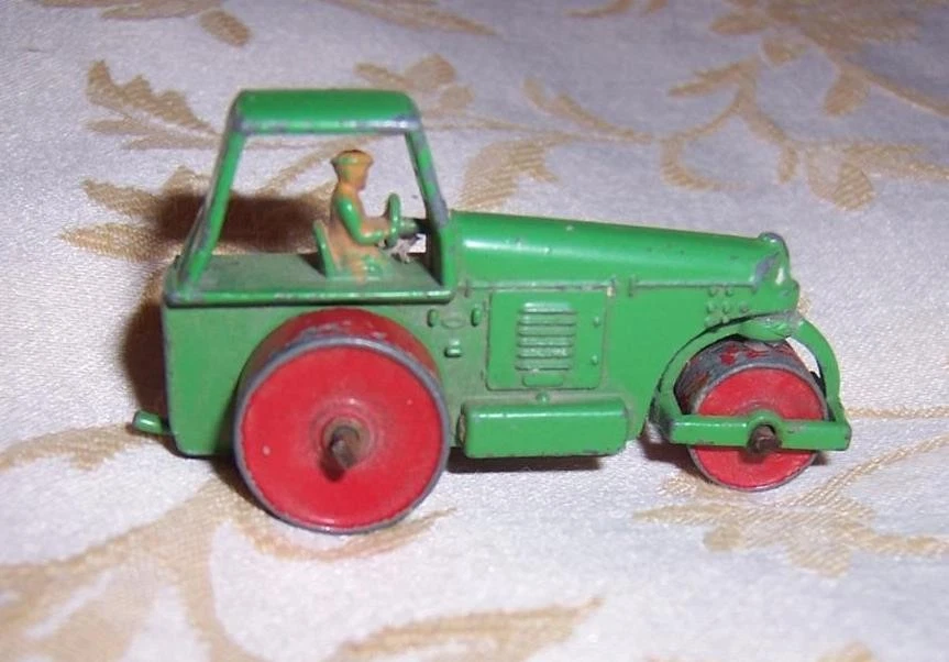 matchbox lesney tractor road roller TOY metal red wheels circa 1950 vintage - image 1 of 1