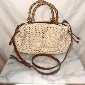 Cartera de ganchillo natural Patricia Nash Cantinella asas de bambú ribete de cuero - Imagen 1 de 14