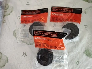 3 Black & Decker Automatic Feed Spools - 90 ft.  AF-100 New Sealed Packaging.  - Picture 1 of 3