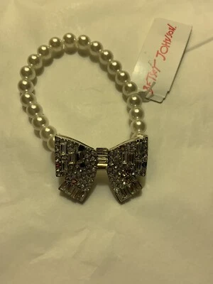 Pulsera Betsey Johnson Pop Corazón Perla Cristal Estrás Arco Nueva con Etiquetas $58 Foto 1 de 4